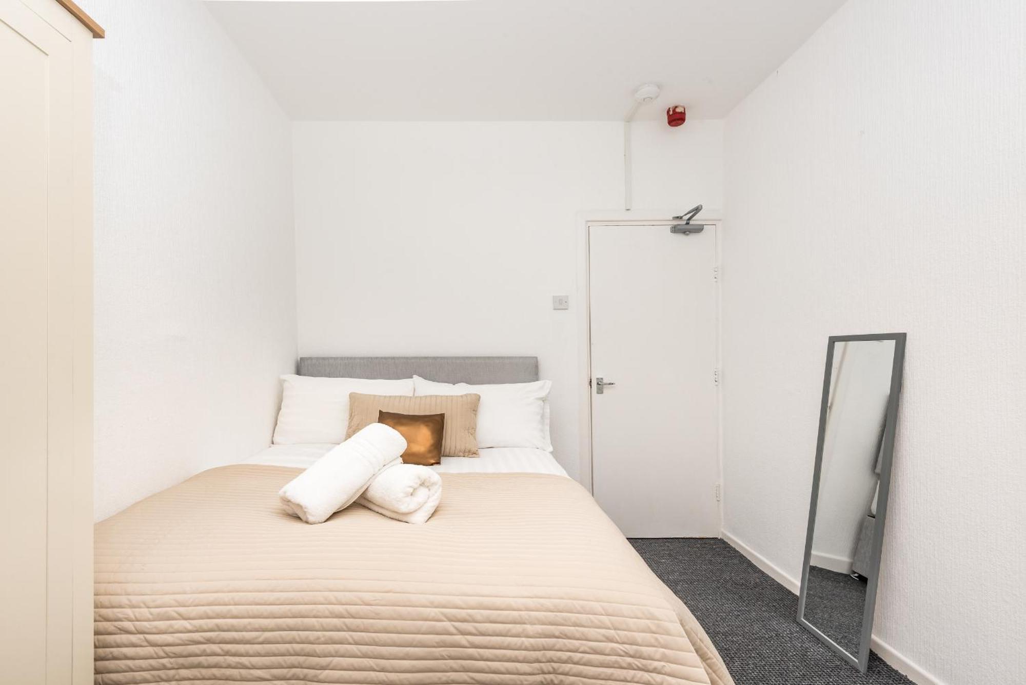 בלקפול Velvet Coaster Apartments מראה חיצוני תמונה