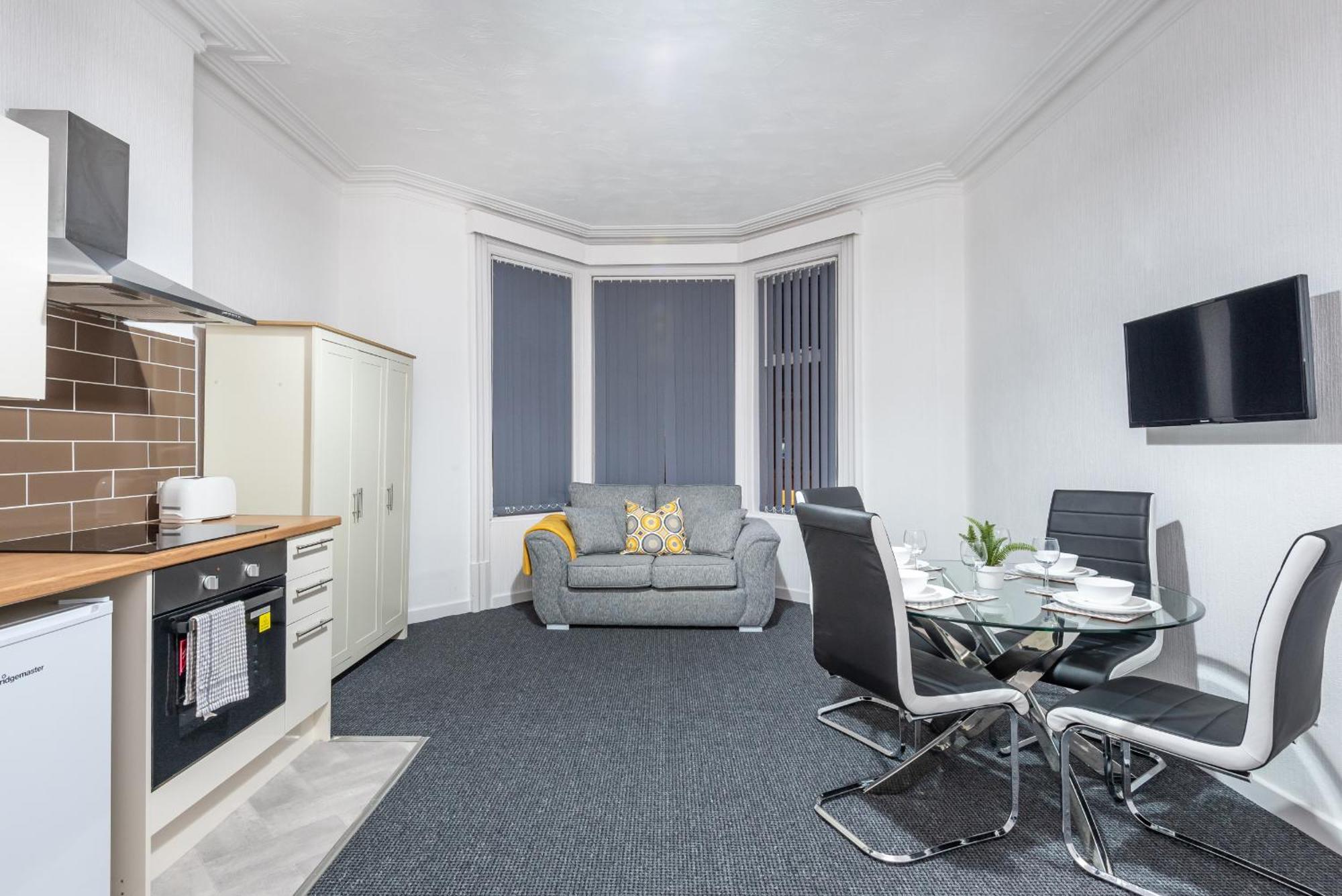 בלקפול Velvet Coaster Apartments מראה חיצוני תמונה
